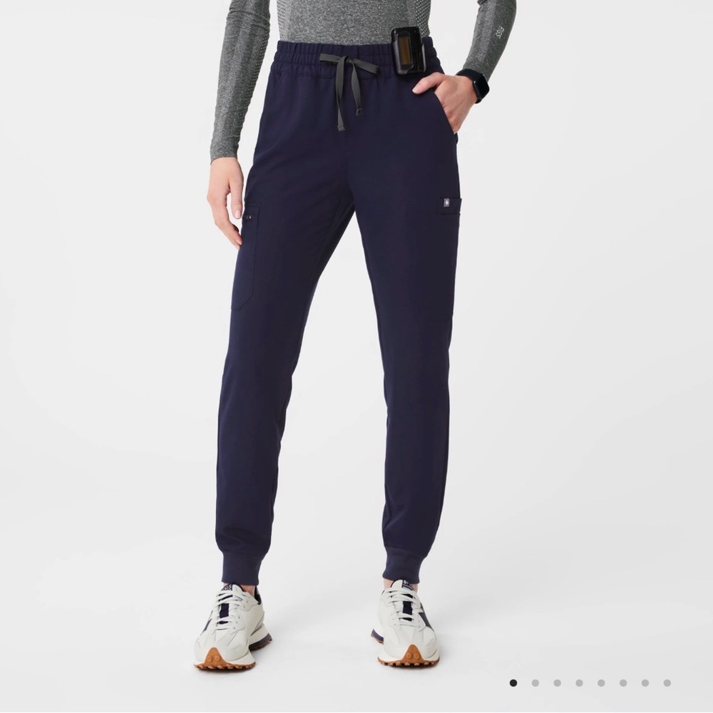Figs uman joggers